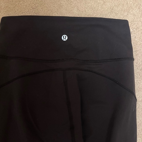 Lululemon wonder under black leggings - Picture 3 of 3